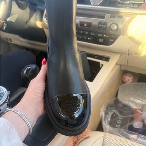 CHANELL Glossy Black Leather Boots